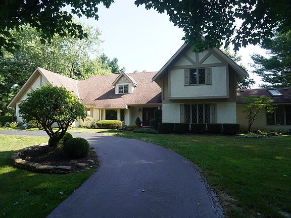 2nd image of 55 Crosstie Ln