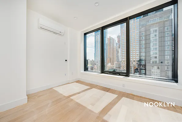 Rented by Nooklyn NYC LLC | media 21