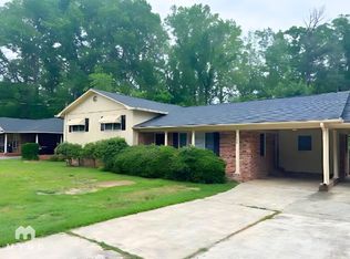 1330 Oakdale Dr, Griffin, GA 30224