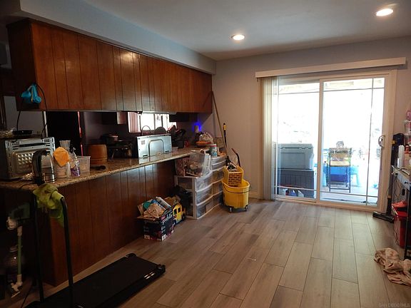 2nd image of 5174 Streamview Dr