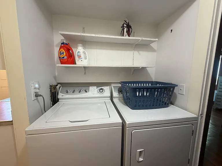 8 Merriweather Ave — Photo 6