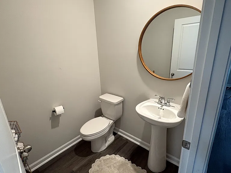 917 Shipley Way SW — Photo 13