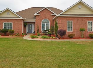 126 Dora Ln, Byron, GA 31008