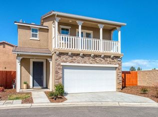 6184 E Brick Dr, Fresno, CA