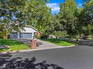 22 Oakridge Ln, Danville, CA