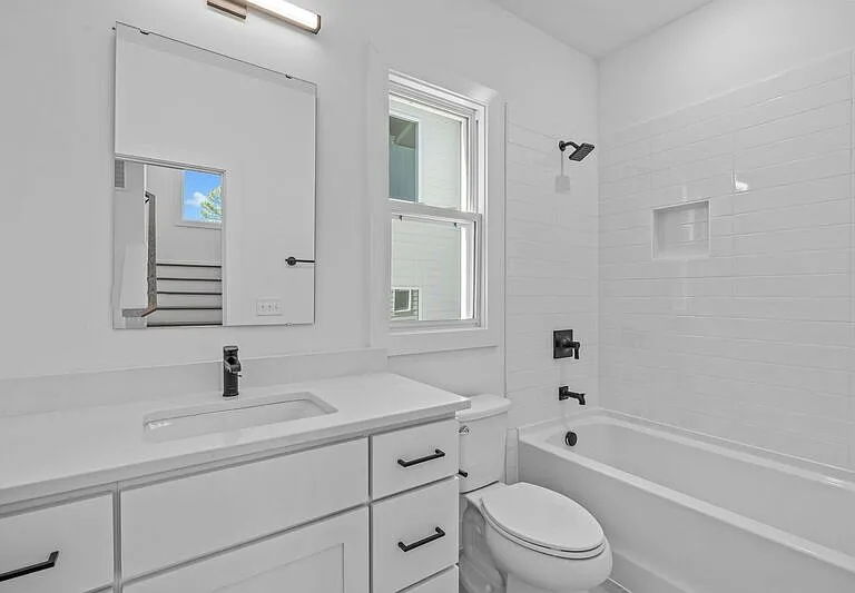 1316 E Lenoir St — Photo 28