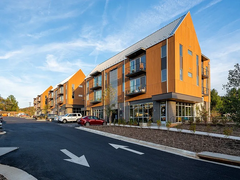 Riverside Village Apartments — Photo 24
