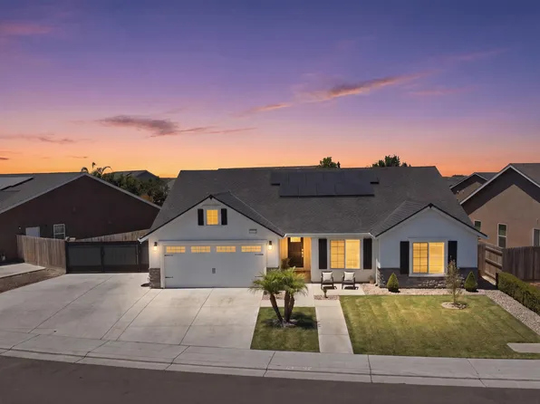 1746 Softwind Drive, Tulare, CA 93274