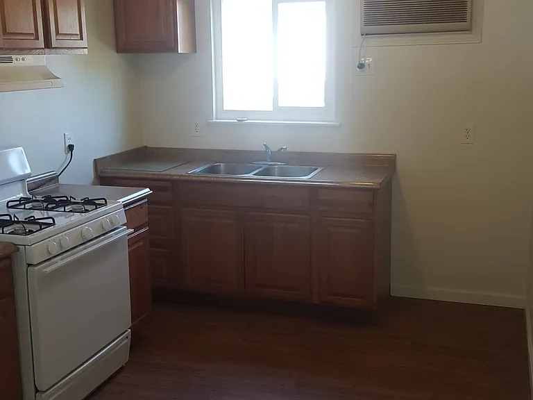 5815 Grove Ave #1-A — Photo 7
