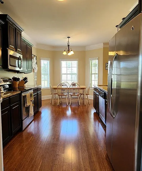 910 McCathern Ave — Photo 5