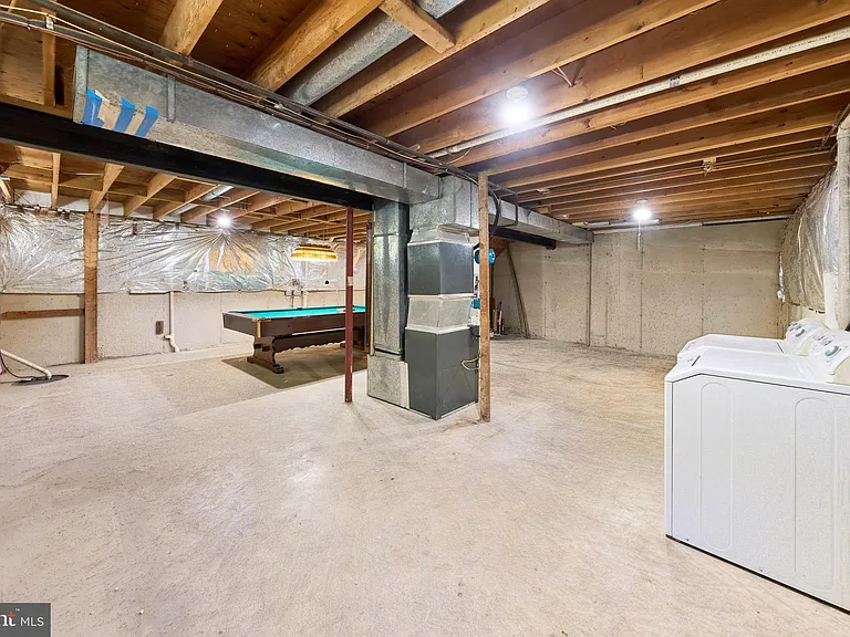 8508 Silverdale Rd — Photo 45