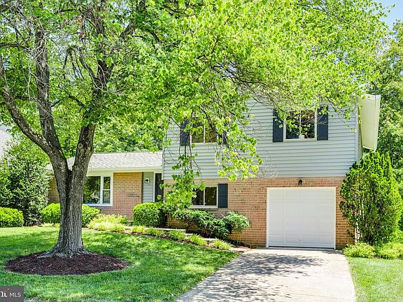 2nd image of 5213 Claridge Ct