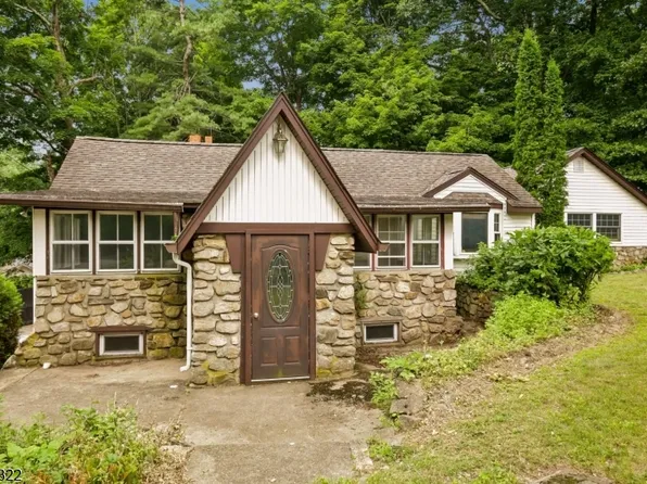211 Wawayanda Rd, Vernon Twp., NJ 07422