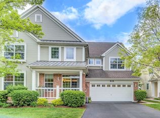 808 Linden Cir, Hoffman Estates, IL 60169
