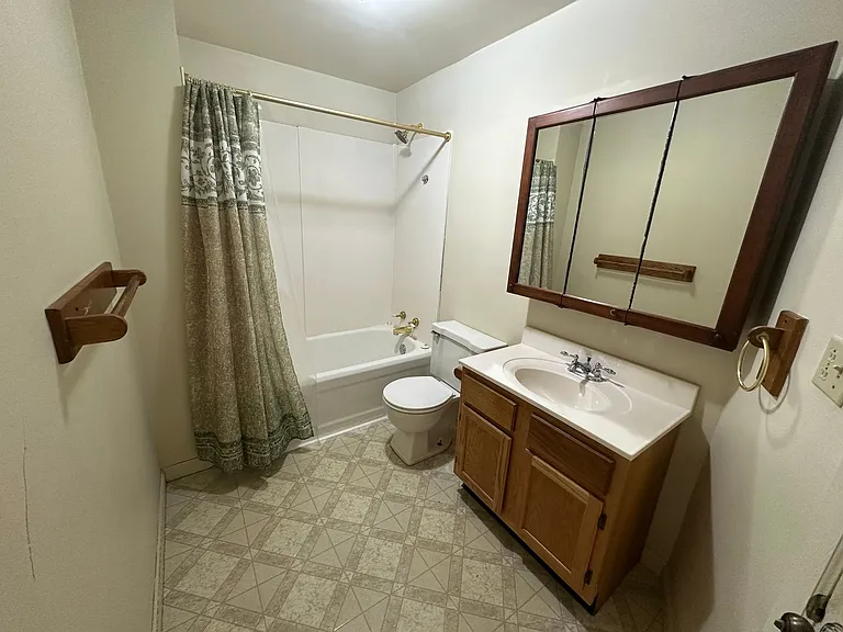 226 N 14th St #1400 — Photo 21