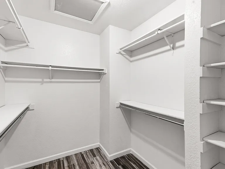M closet