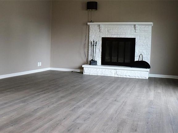 2nd image of 4608 Carroll Lee Ln