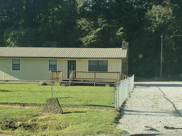 419 Main St, Oliver Springs, TN 37840