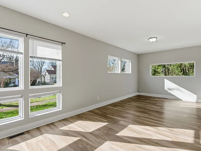 702 N Church St — Photo 12