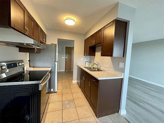 2nd image of 150 Park St W #1412