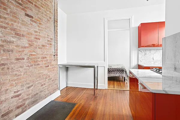 Rented by Halstead Real Estate | media 8