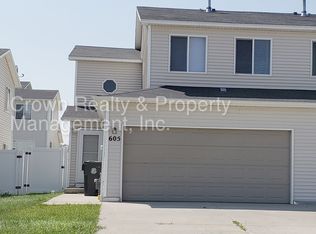 605 W 3rd St, Cheyenne, WY 82007