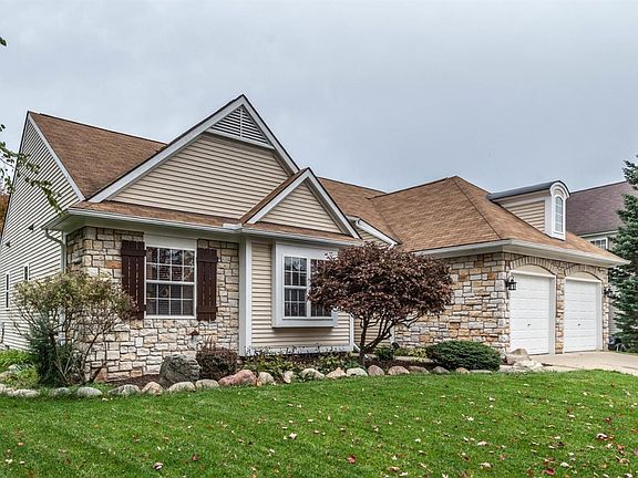 2nd image of 3229 Eastridge Dr