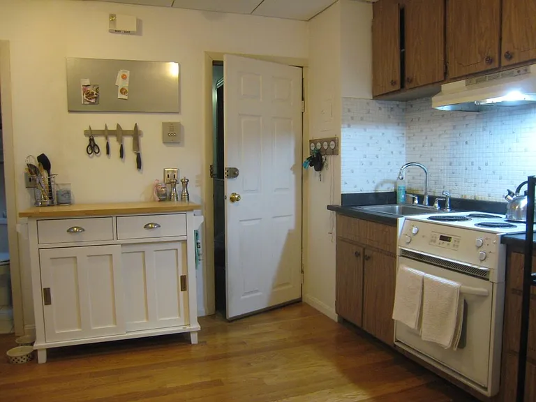 34 Charter St #BACK4B — Photo 2