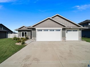 310 Quartzite Ave, Tea, SD 57064