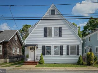 17 W Bayview Ave, Ocean Gate, NJ 08740