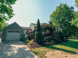 2829 Youngstown Hubbard Rd, Youngstown, OH 44505