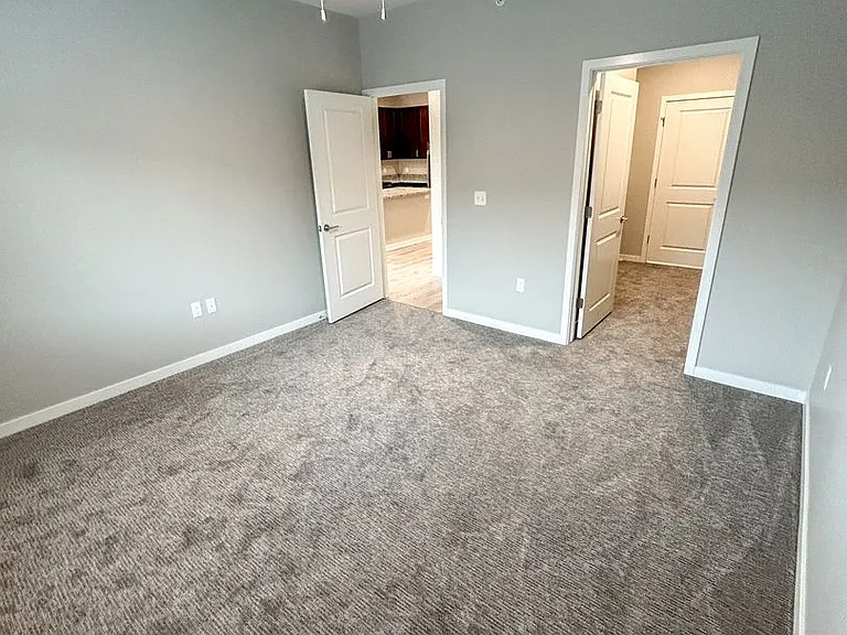 620 Research Dr — Photo 16