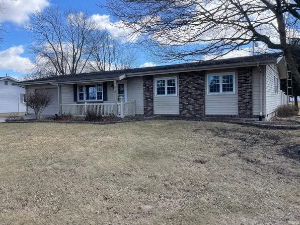 517 E Violet St, Francesville, IN 47946