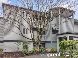 4990 S Landing Dr UNIT 202, Portland, OR 97239