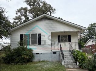 20 Collinson Rd, Greenville, SC 29605