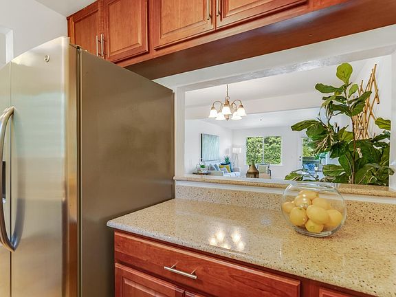 5th image of 4008 Farm Hill Blvd APT 103
