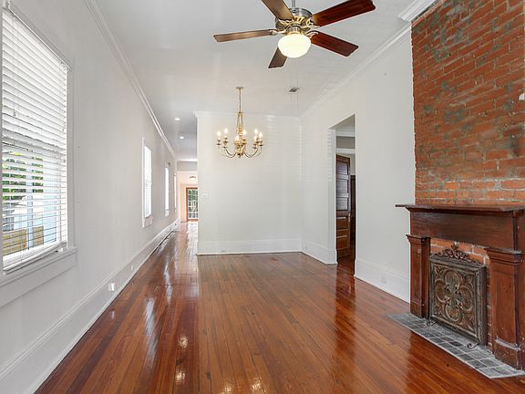 3rd image of 1309 Dufossat St