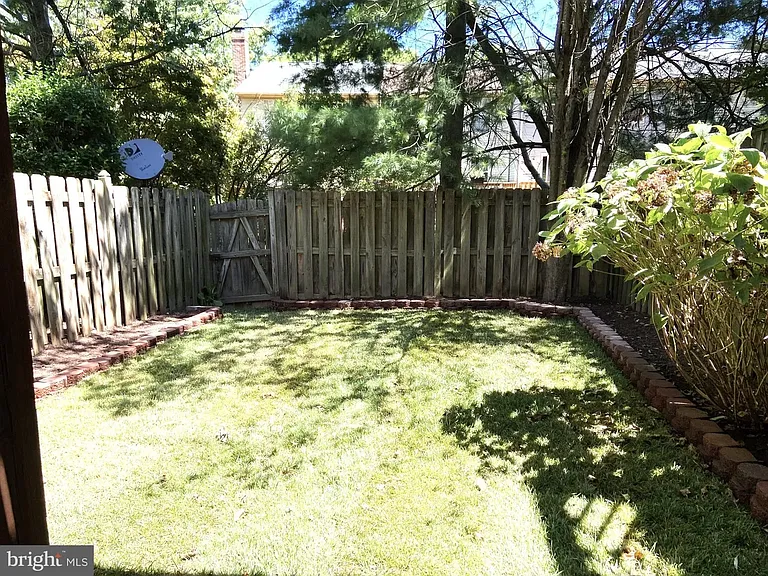 27 Beacon Hill Way — Photo 26