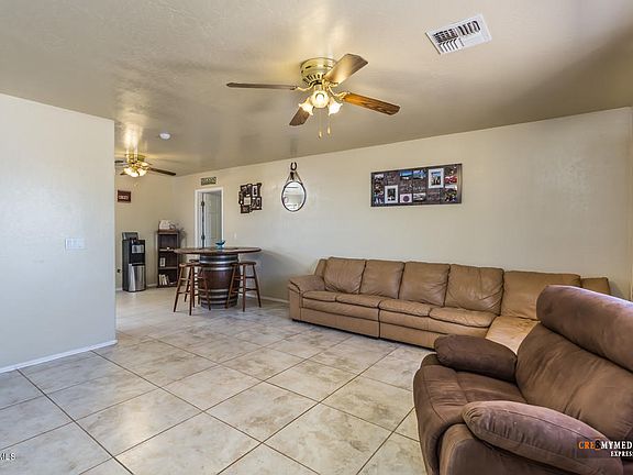 4th image of 6013 E Fox Hollow Ln
