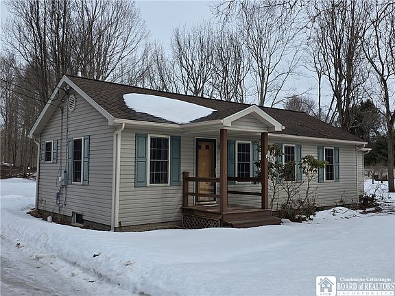 3rd image of 6720 Moore Rd