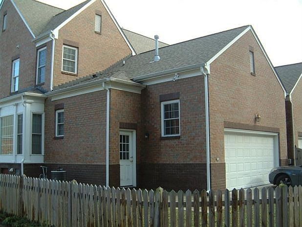 2nd image of 327 Herman Melville Ave