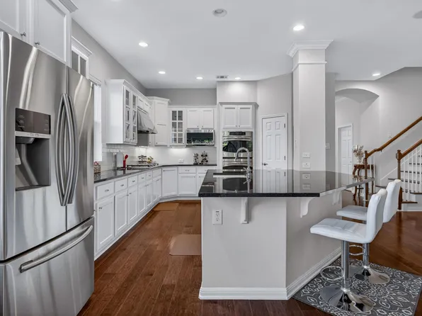 604 Navigator Dr, Austin, TX 78717