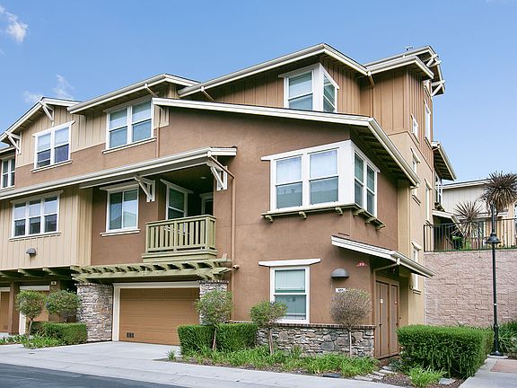4th image of 107 W Crystal Cove Ter