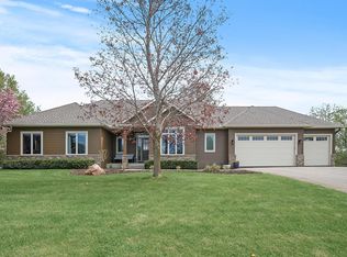 4665 Lake Sarah Dr S, Maple Plain, MN 55359
