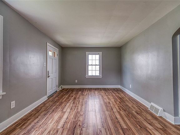 4th image of 1041 Nimick Ave