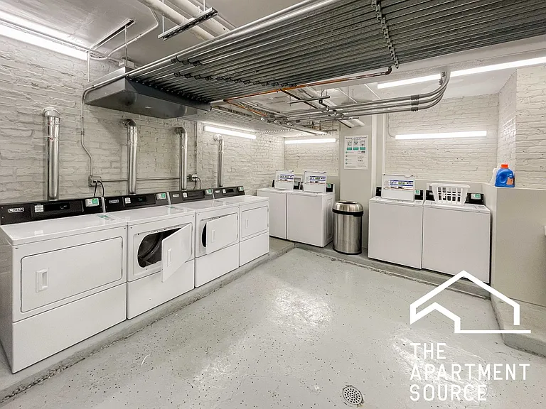 621 W Melrose St #G3 — Photo 8