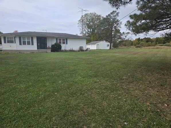 14134 N Holly Rd, Holly, MI 48442