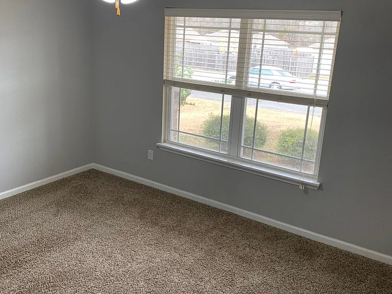 2035 Shadow Ridge Rd — Photo 23
