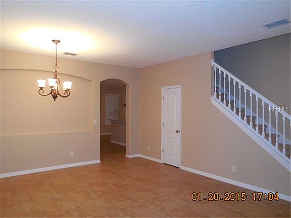 5th image of 926 Girard Dr