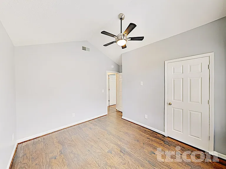 430 Forest Grove Cir — Photo 26